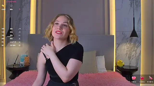 Snapshot of EllenaGreen chatting on March 2025 06:32:01 PM EllenaGreen online show from March 2025 06:32:01 PM