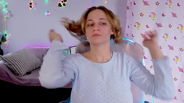 Snapshot of Evelyn_Harper@xh chatting on March 2025 08:23:02 AM Evelyn Harperxh online show from March 2025 08:23:02 AM