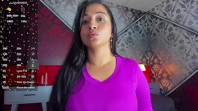 Alison Simmons online show from January 2025 06:04:02 PM