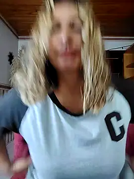 Snapshot of Devil_Sara chatting on January 2026 01:05:02 PM Devil Sara online show from January 2026 01:05:02 PM