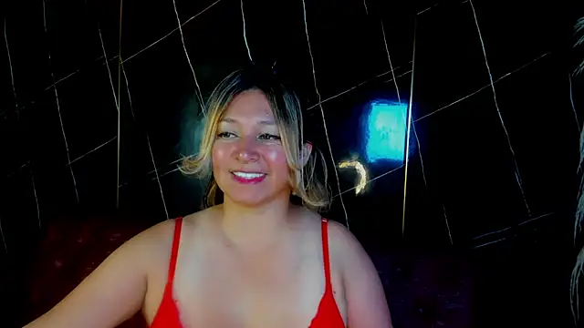 Snapshot of Devil_Sara chatting on February 2026 05:00:01 PM Devil Sara online show from February 2026 05:00:01 PM