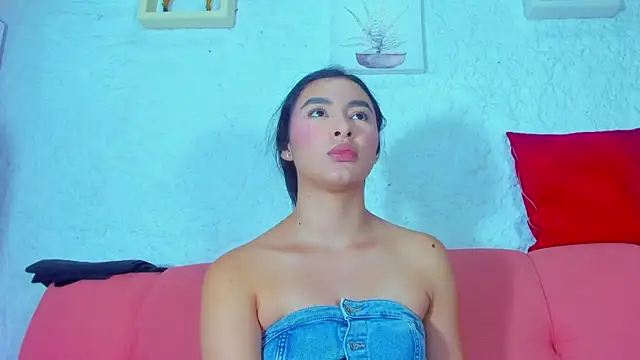 emiily s online show from January 2025 12:07:02 PM