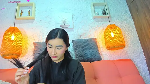 emiily s online show from September 2025 12:05:02 PM