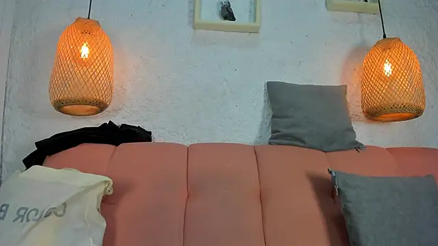 emiily s online show from December 2025 12:09:01 PM