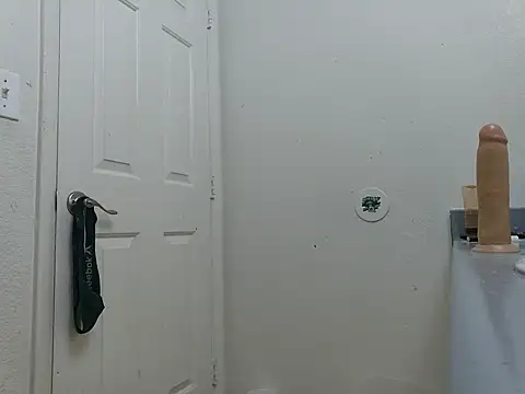 Snapshot of Fuckmyassg00d chatting on January 2025 12:24:02 PM Fuckmyassg00d online show from January 2025 12:24:02 PM