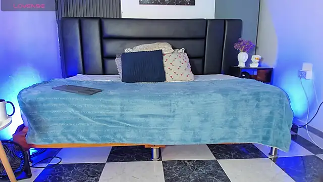 Jotastevensxx online show from February 2025 11:45:02 AM