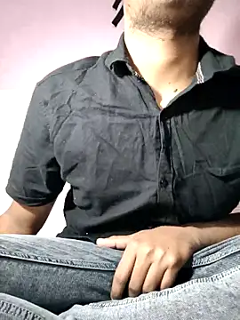 Snapshot of Dusky_Aarav chatting on December 2025 10:59:02 PM Dusky Aarav online show from December 2025 10:59:02 PM