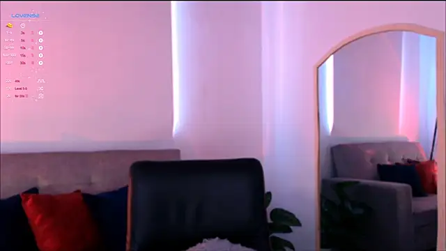 Snapshot of Valengarcia_ chatting on January 2025 10:02:01 PM Valengarcia  online show from January 2025 10:02:01 PM