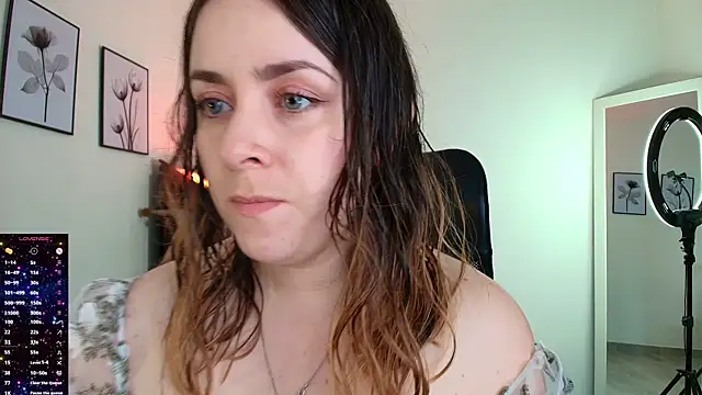 Snapshot of miss_seline chatting on March 2026 03:13:02 PM miss seline online show from March 2026 03:13:02 PM