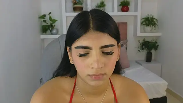 Snapshot of maiaa_ruiz chatting on June 2026 01:21:02 PM maiaa ruiz online show from June 2026 01:21:02 PM