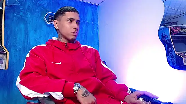 Liam lee online show from December 2024 01:16:02 PM