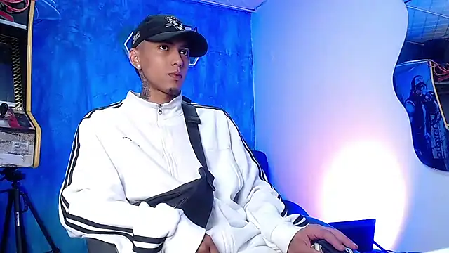 Liam lee online show from January 2025 12:46:02 PM