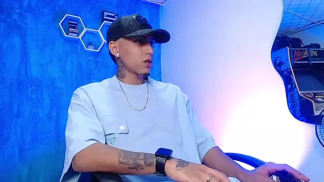 Liam lee online show from February 2025 01:00:02 PM