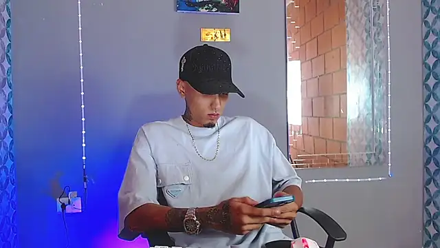 Liam lee online show from July 2026 09:16:01 PM