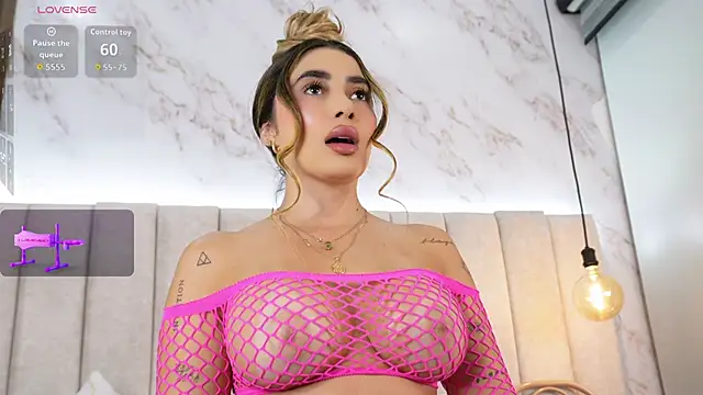 Snapshot of Annyy_Rosse chatting on April 2026 06:06:01 AM Annyy Rosse online show from April 2026 06:06:01 AM