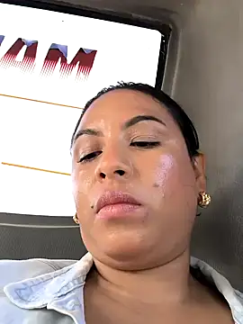 Francesca ferrari online show from December 2024 07:45:01 PM