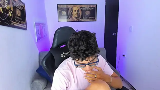 TylerWhite  online show from March 2025 02:51:02 AM