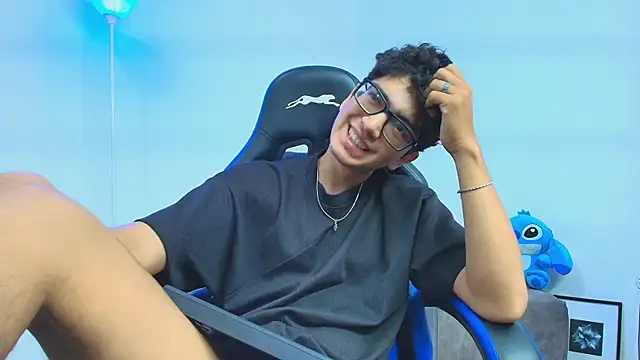 TylerWhite  online show from September 2025 04:12:01 AM