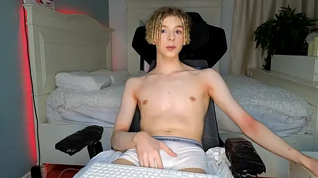 Snapshot of Kudi_Minnt chatting on March 2026 09:34:02 PM Kudi Minnt online show from March 2026 09:34:02 PM