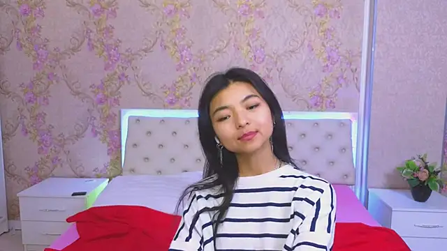 Shy Kira online show from January 2025 06:40:01 PM