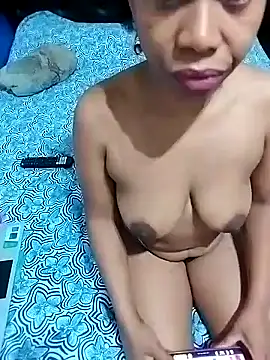 littlebrunett online show from December 2024 02:02:02 PM