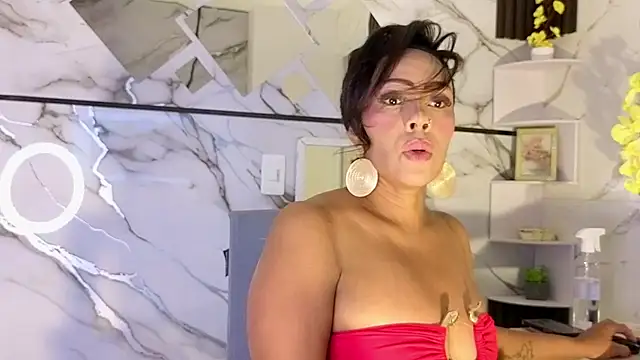 AmberNix online show from July 2026 12:20:01 PM
