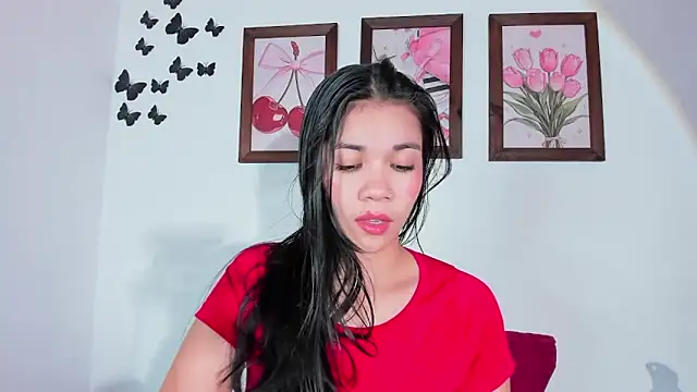 Snapshot of Emiily_Parkerr chatting on June 2026 08:10:02 PM Emiily Parkerr online show from June 2026 08:10:02 PM