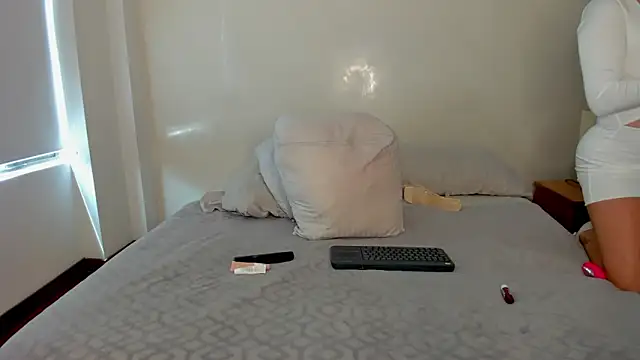 Snapshot of melisa_ferretti chatting on March 2026 06:02:01 PM melisa ferretti online show from March 2026 06:02:01 PM