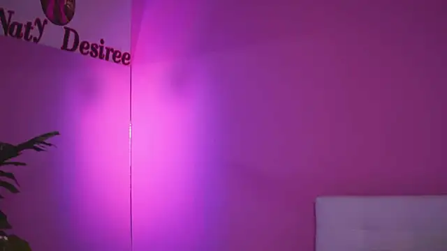 Snapshot of NatyDesiree chatting on March 2025 05:14:02 AM NatyDesiree online show from March 2025 05:14:02 AM