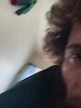 pantslesstraveler plt online show from October 2025 03:02:02 PM