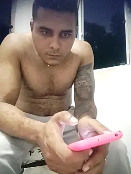 SaucyAffair0 online show from March 2026 11:33:01 PM