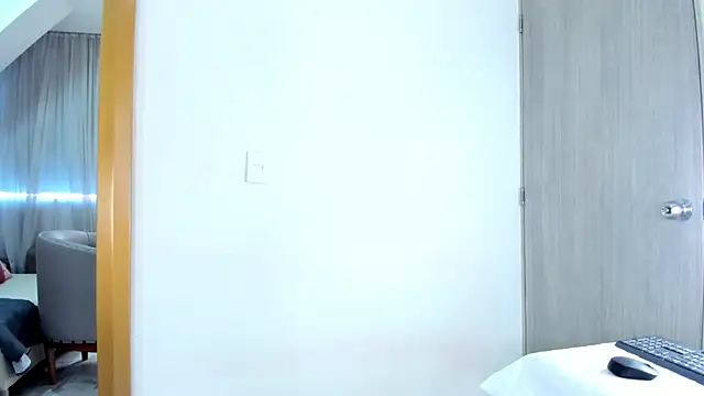 Snapshot of SofiaRios04 chatting on November 2025 12:38:01 PM SofiaRios04 online show from November 2025 12:38:01 PM