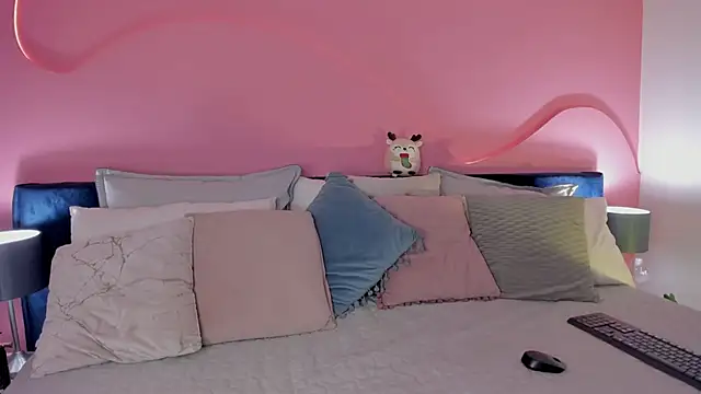 Snapshot of Alaia_Manson chatting on February 2025 11:57:02 AM Alaia Manson online show from February 2025 11:57:02 AM