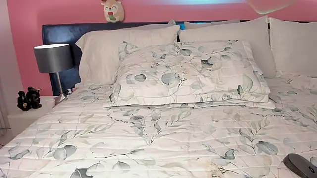 Snapshot of Alaia_Manson chatting on March 2025 06:04:02 PM Alaia Manson online show from March 2025 06:04:02 PM