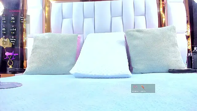 Snapshot of RileySweett chatting on November 2025 11:57:02 AM RileySweett online show from November 2025 11:57:02 AM