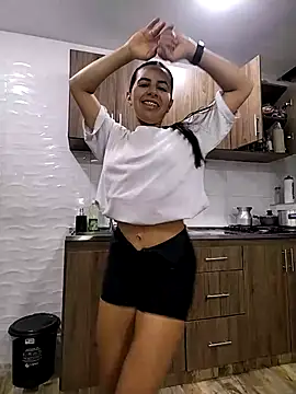 Snapshot of Mariam_Gomezxxx chatting on April 2026 05:07:01 PM Mariam Gomezxxx online show from April 2026 05:07:01 PM