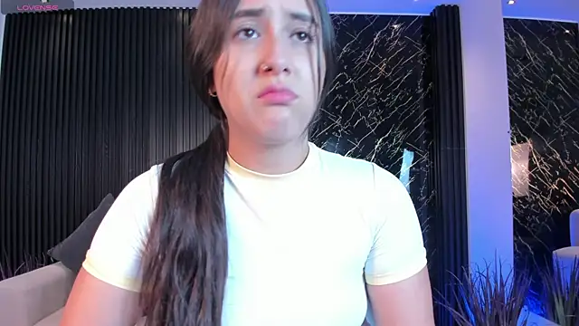 paulina sweett  online show from September 2025 12:09:01 PM