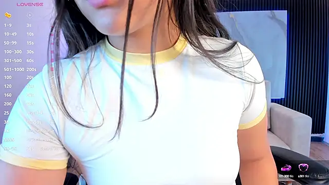 paulina sweett  online show from October 2025 12:47:02 PM