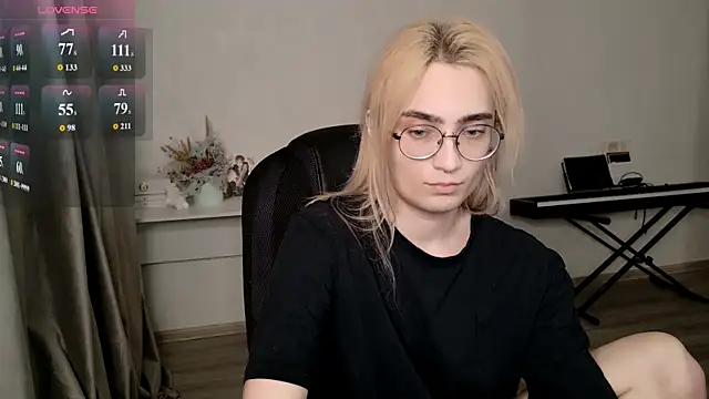 Snapshot of CuteYukiKun chatting on July 2026 09:43:01 PM CuteYukiKun online show from July 2026 09:43:01 PM