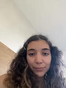 uniquerossie online show from November 2025 10:14:02 AM