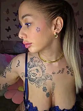 Snapshot of Chachou000 chatting on March 2026 03:23:01 PM Chachou000 online show from March 2026 03:23:01 PM