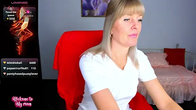 Snapshot of Anita_Tayson chatting on February 2025 10:15:02 AM Anita Tayson online show from February 2025 10:15:02 AM