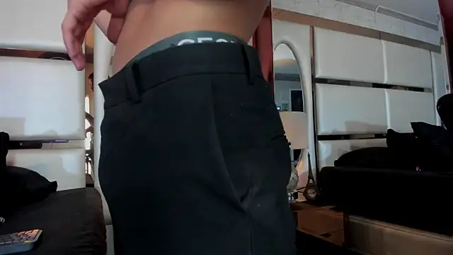 Snapshot of ALAN_SANTHOS chatting on September 2025 03:52:02 AM ALAN SANTHOS online show from September 2025 03:52:02 AM