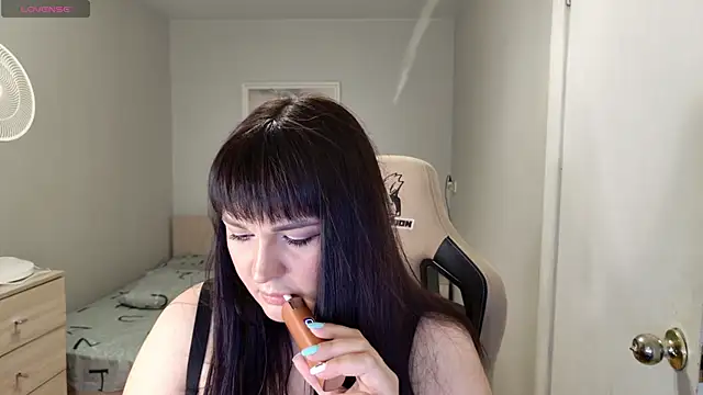 Tina Dolly online show from June 2026 08:00:02 AM