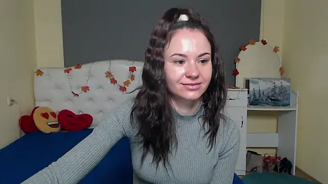 Snapshot of KaraCriegs chatting on November 2025 06:26:01 PM KaraCriegs online show from November 2025 06:26:01 PM