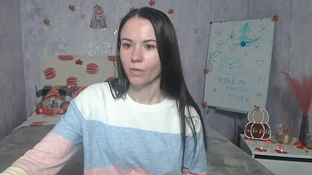 Snapshot of KaraCriegs chatting on November 2025 07:17:01 PM KaraCriegs online show from November 2025 07:17:01 PM