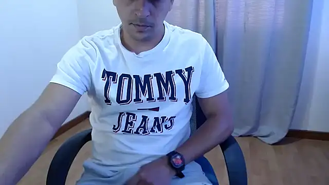 Snapshot of Bamban1419_ chatting on October 2025 03:41:01 PM Bamban1419  online show from October 2025 03:41:01 PM