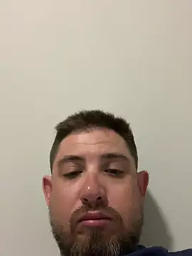 Snapshot of caliguy37 chatting on March 2025 02:10:01 AM caliguy37 online show from March 2025 02:10:01 AM