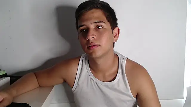 Snapshot of harold_18_ chatting on November 2025 07:02:02 PM harold 18 online show from November 2025 07:02:02 PM