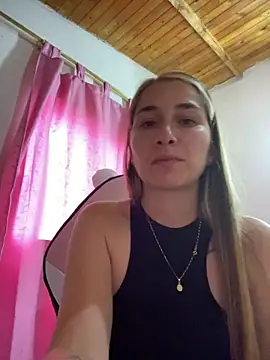 Snapshot of Iris_love18 chatting on February 2026 01:29:02 PM Iris love18 online show from February 2026 01:29:02 PM